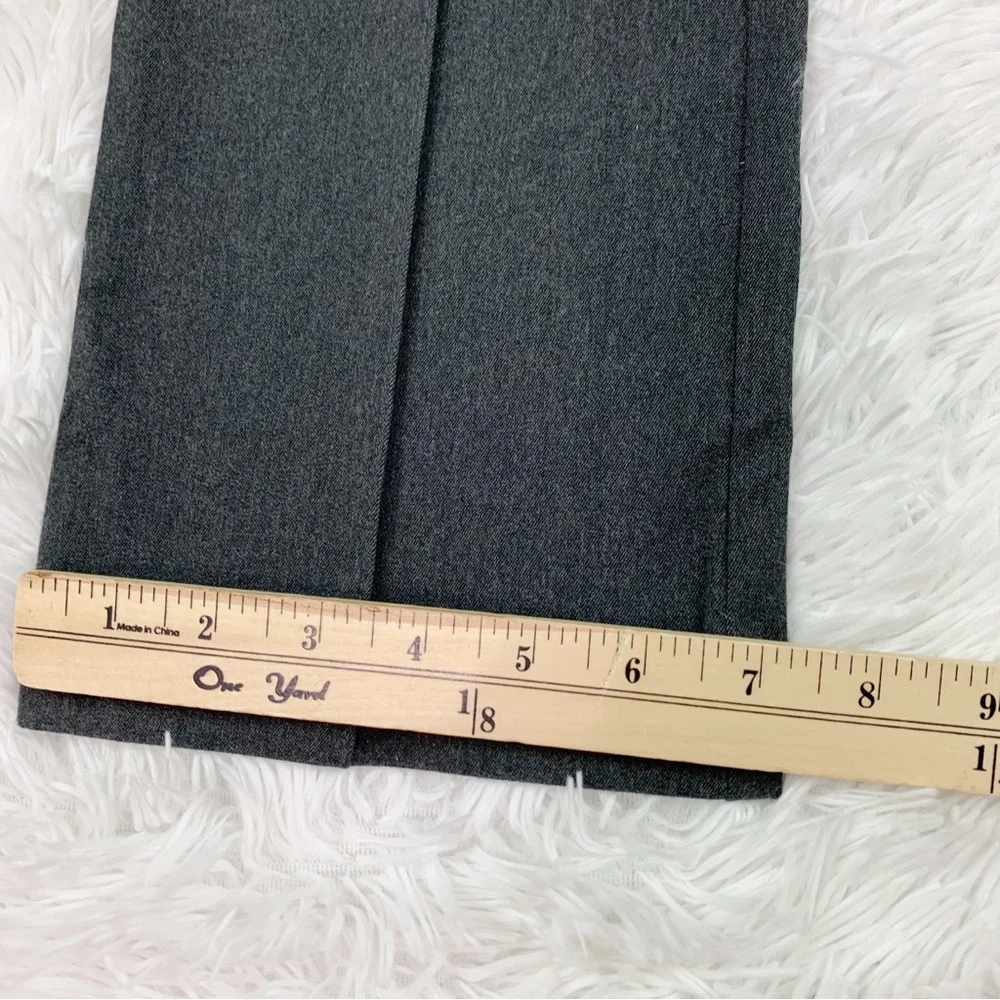 Loft petite high rise kick cropped pin tuck pants in grey‎ flat front - Picture 2 of 14
